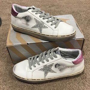 Golden Goose dupes size 42 (US 10)